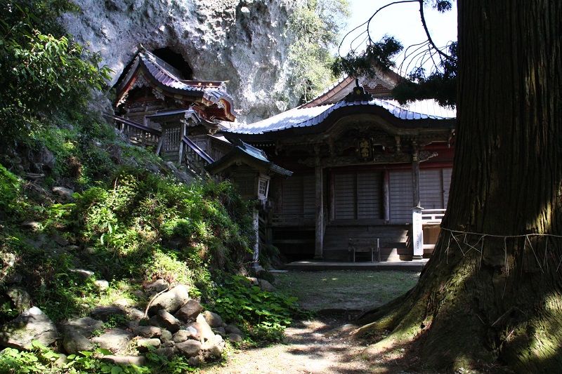 Takuhi Shrine
