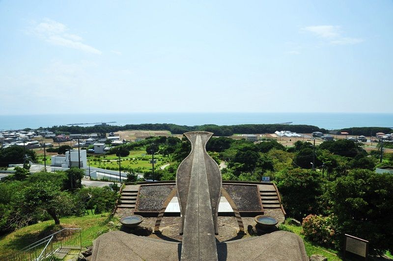 Chikyu no Maruku Mieru Oka (Hill with a Rounded Outlook of the Earth) Oceanview Observatory
