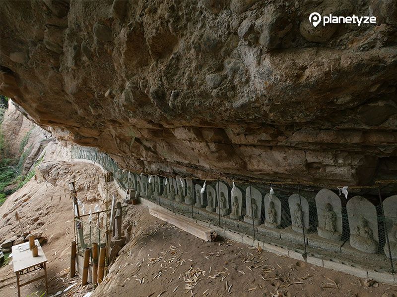 The Statues of the 47 Ronin of Ako 