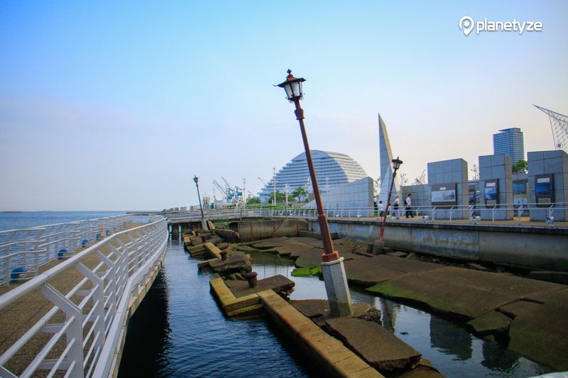 神戶震災紀念公園