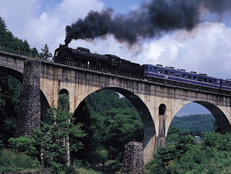 めがね橋（宮守川橋梁）