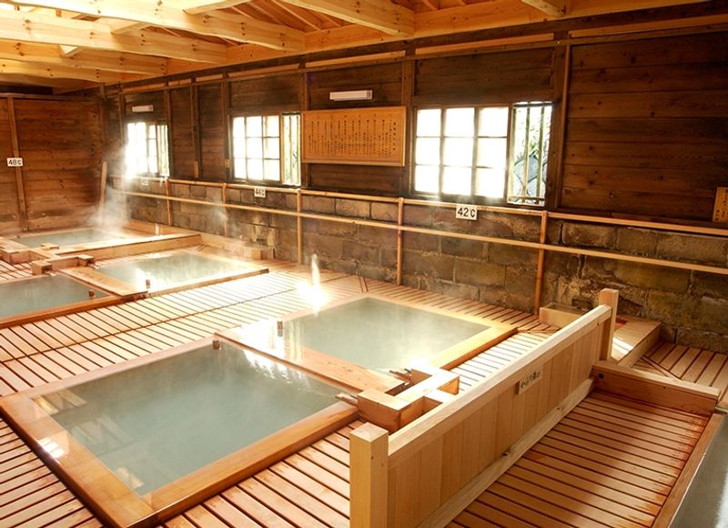 Shika-no-Yu (Deer Baths)