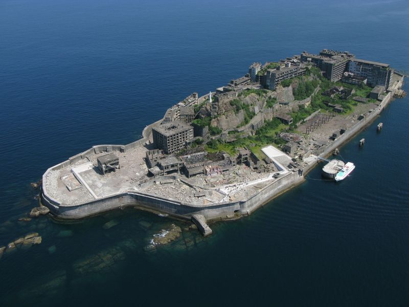 Gunkanjima (Battleship Island)