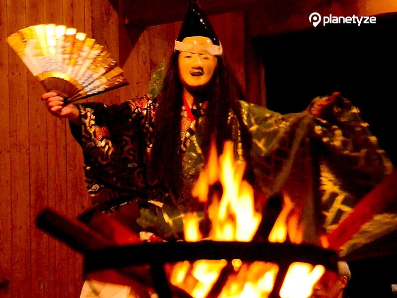 Tenryo Ryotsu Sado Takigi Noh 