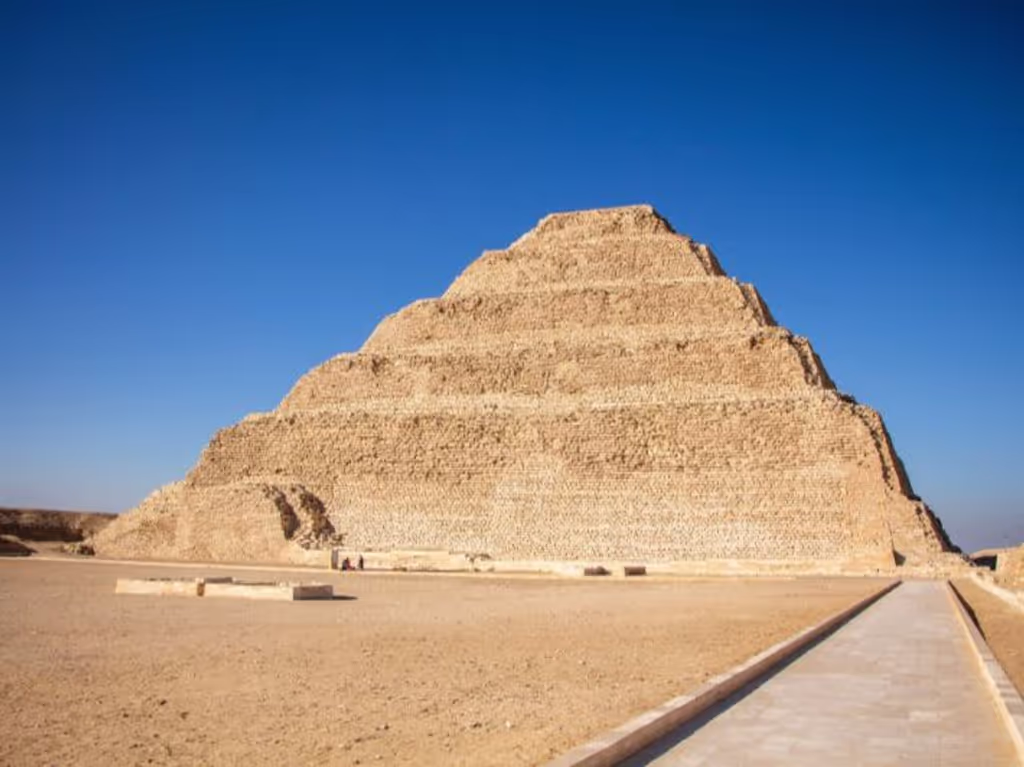 Cairo Private Tour - Step pyramid 