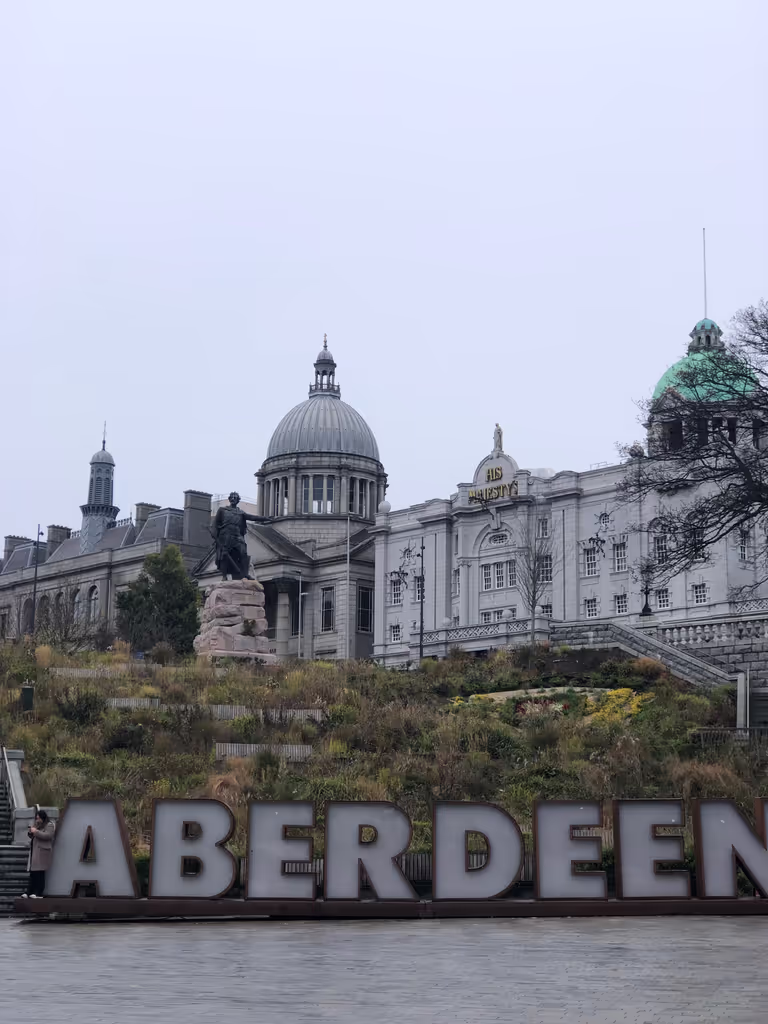 Aberdeen City Private Tour - 