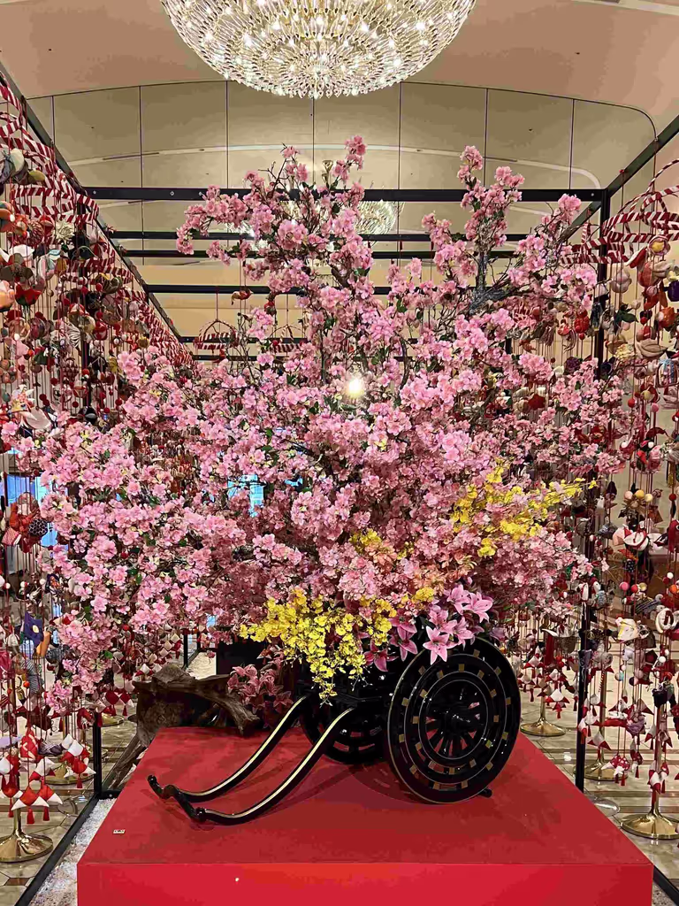 Yokohama Private Tour - Hanging dolls