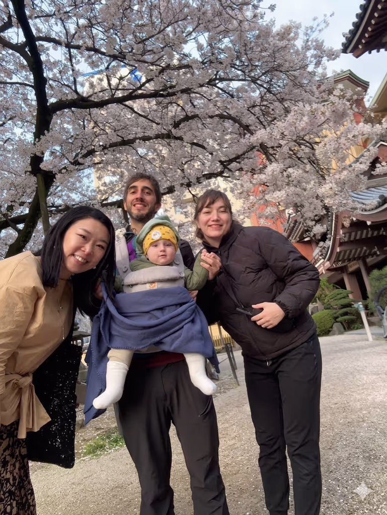 Fukuoka Private Tour - Beautiful cherry blossoms at Tōchō-ji Temple