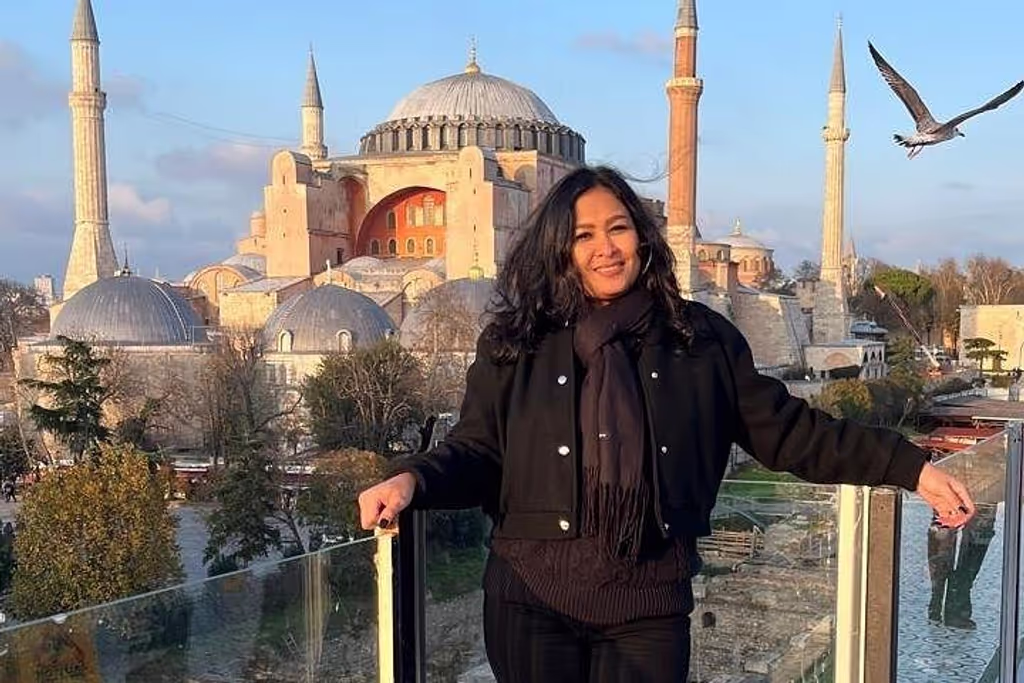 Istanbul Private Tour - Lunch view is Hagia Sophia