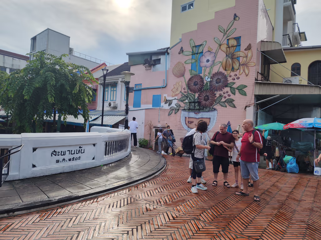 Bangkok Private Tour - City Walking Tour.