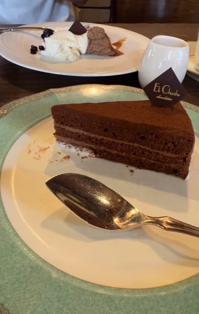 Osaka Private Tour - Retro cafe