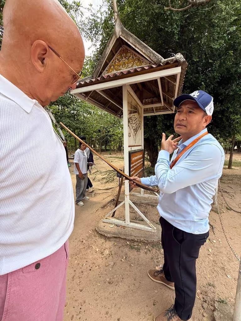 Phnom Penh Private Tour - Telling traveler , how to kill people at Killing Field  
