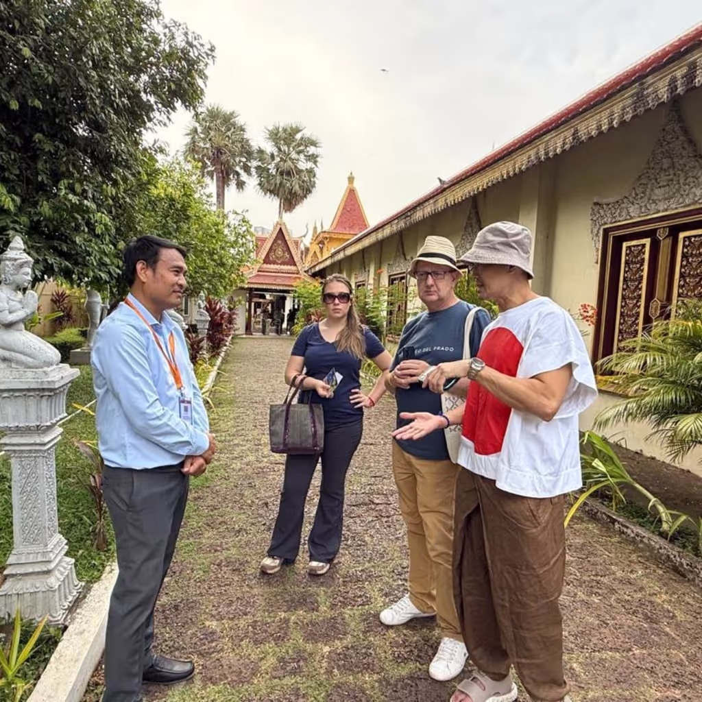 Phnom Penh Private Tour - questions from travelers about Royal Palace 