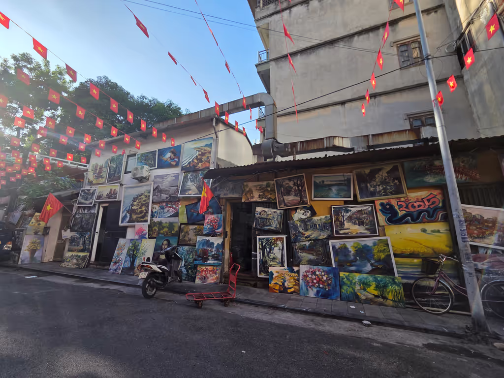 Hanoi Private Tour - The art street