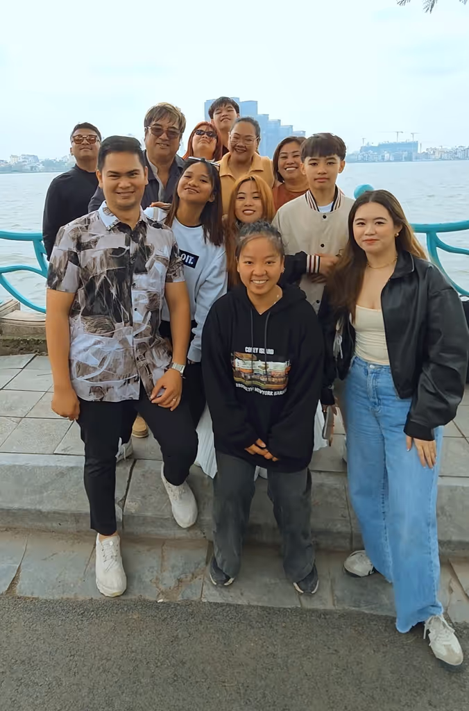 Hanoi Private Tour - a big Filippino family tour