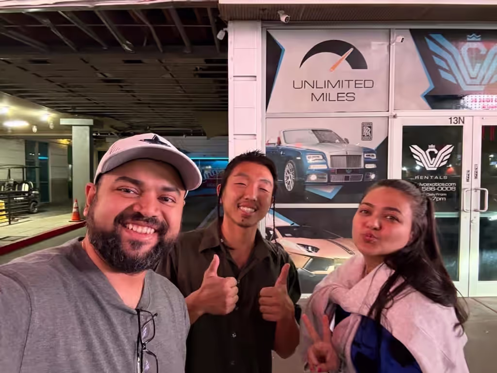 Las Vegas Private Tour - Las Vegas Night Tour with tour guide - Tim