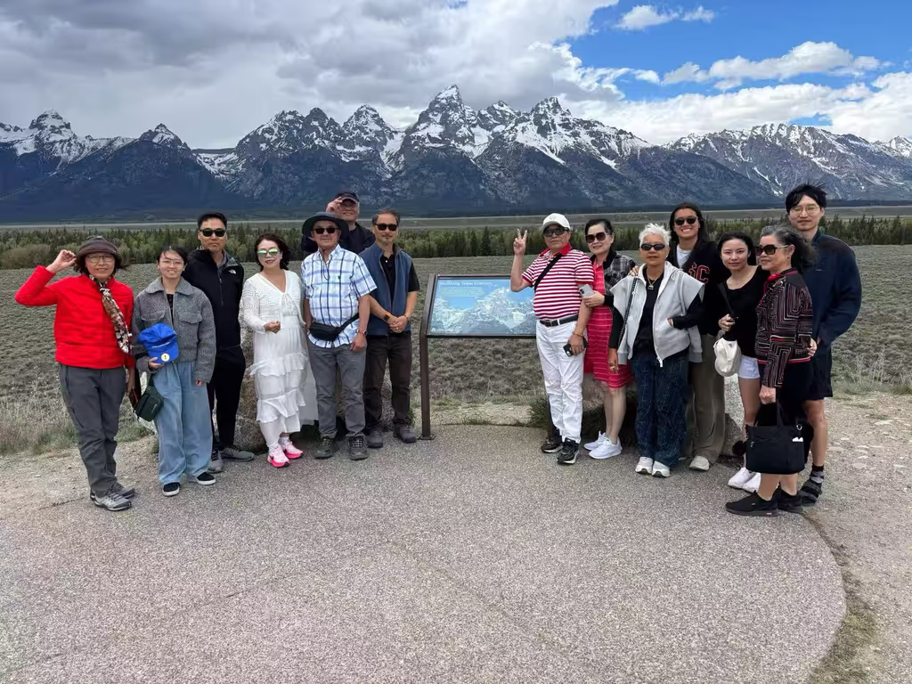 Las Vegas Private Tour - Greand Teton with tour guide Jason