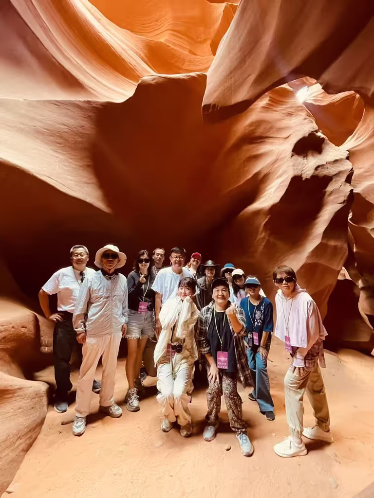 Las Vegas Private Tour - Antelope Canyon with toug guide - Jason