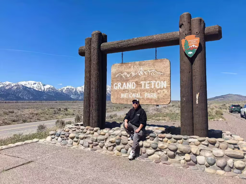 Las Vegas Private Tour - John - Chinese speaking tour guide