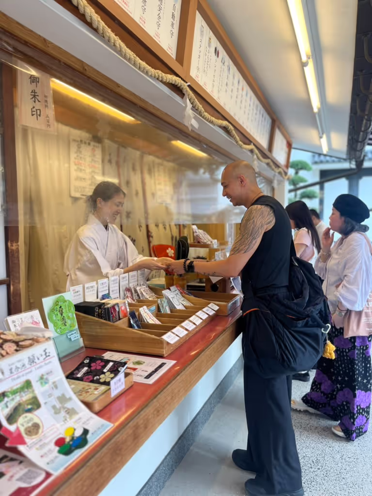 Kobe Private Tour - Osaka Daytime Walking