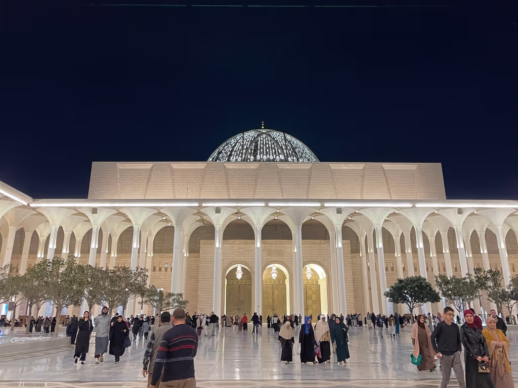 Algiers Private Tour - Praying hall