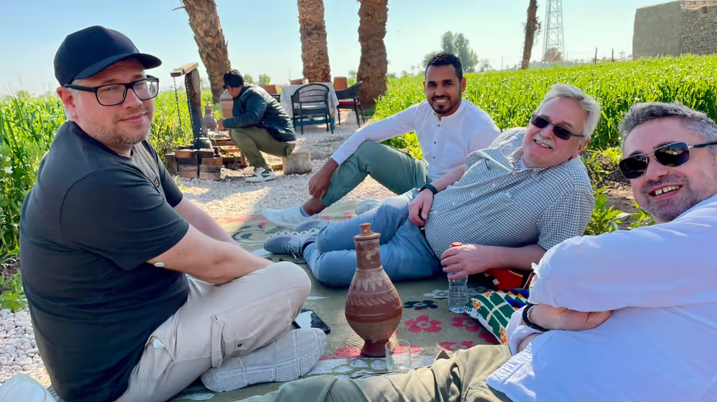 Luxor Private Tour - Lunch and relaxed time. 