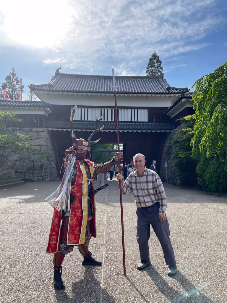 Nagano Private Tour - Posing with a samurai at Ueda Castle