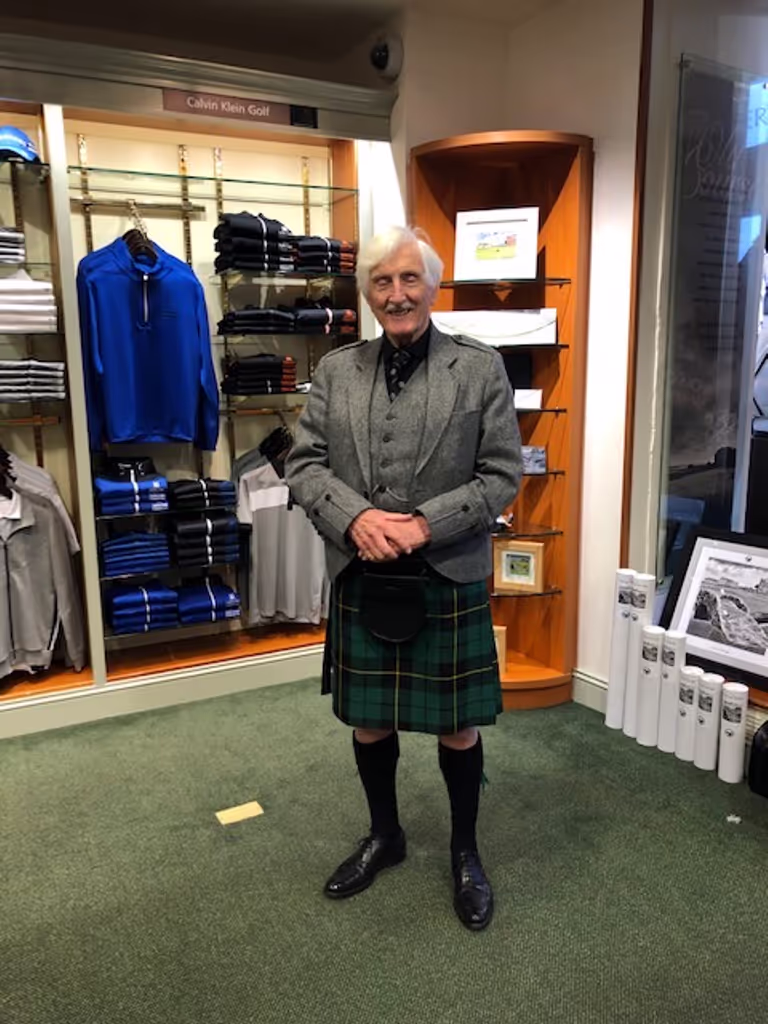 Edinburgh Private Tour - Kilt