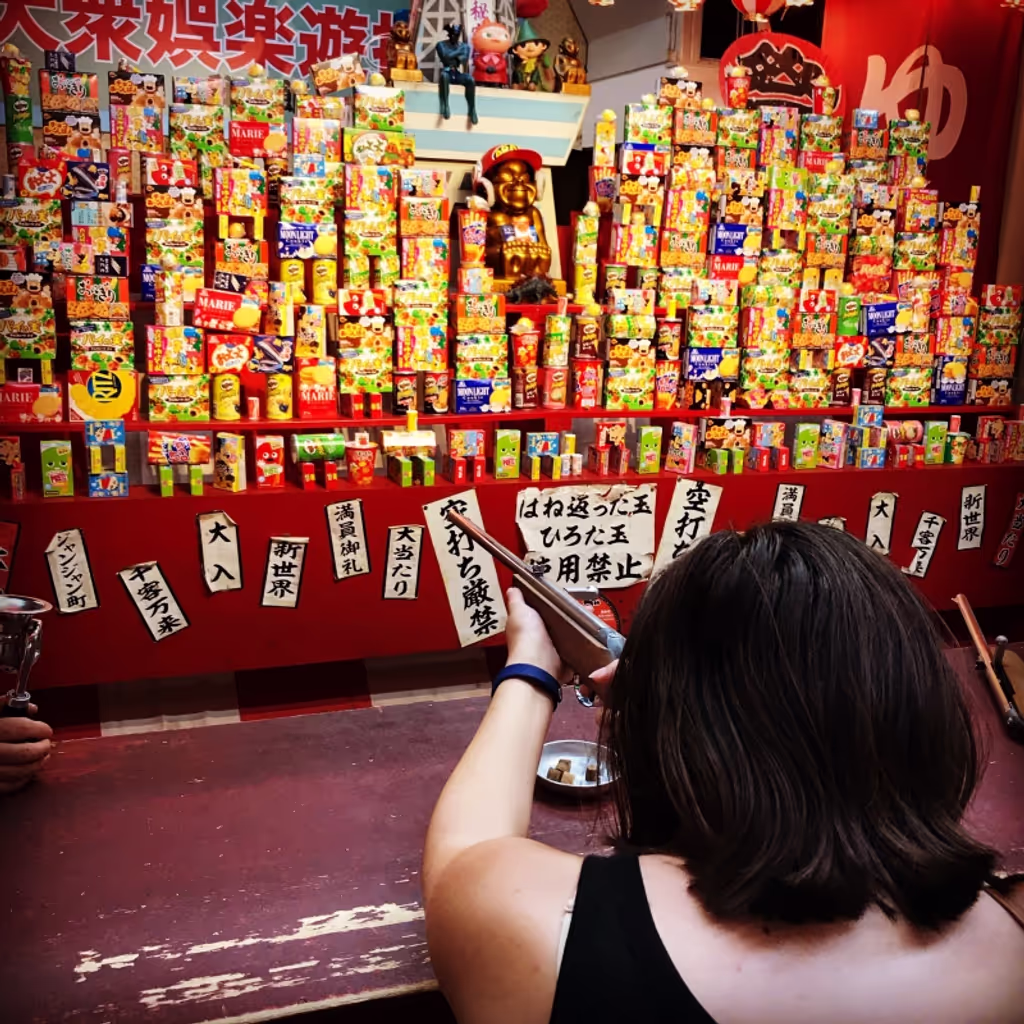Osaka Private Tour - Nostalgic shooting game!