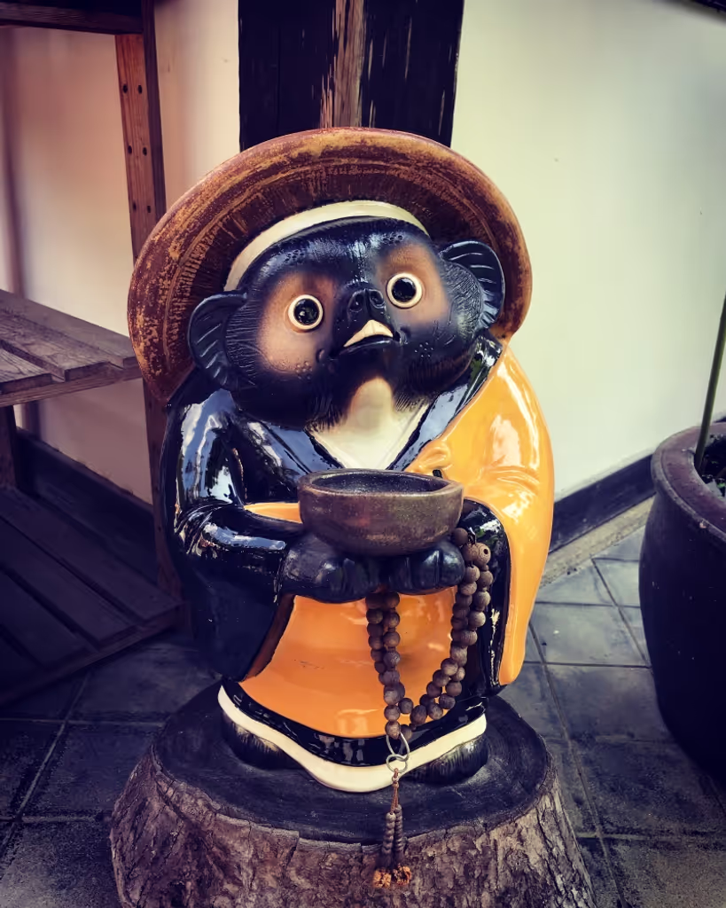 Osaka Private Tour - Monk raccoon!