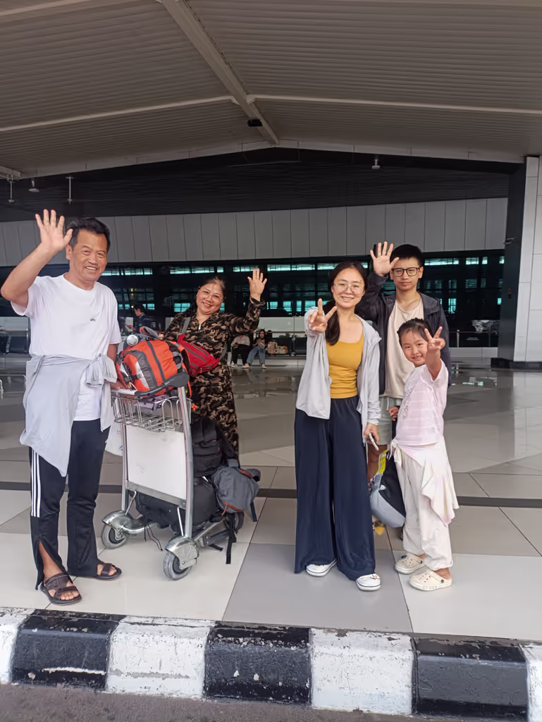 Jakarta Private Tour - Bandung to Airport 