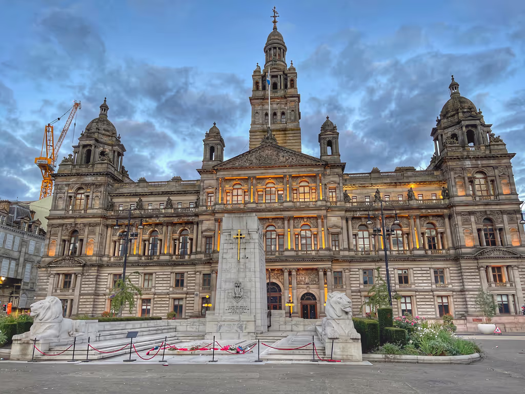 Edinburgh Private Tour - Glasgow City Chambers