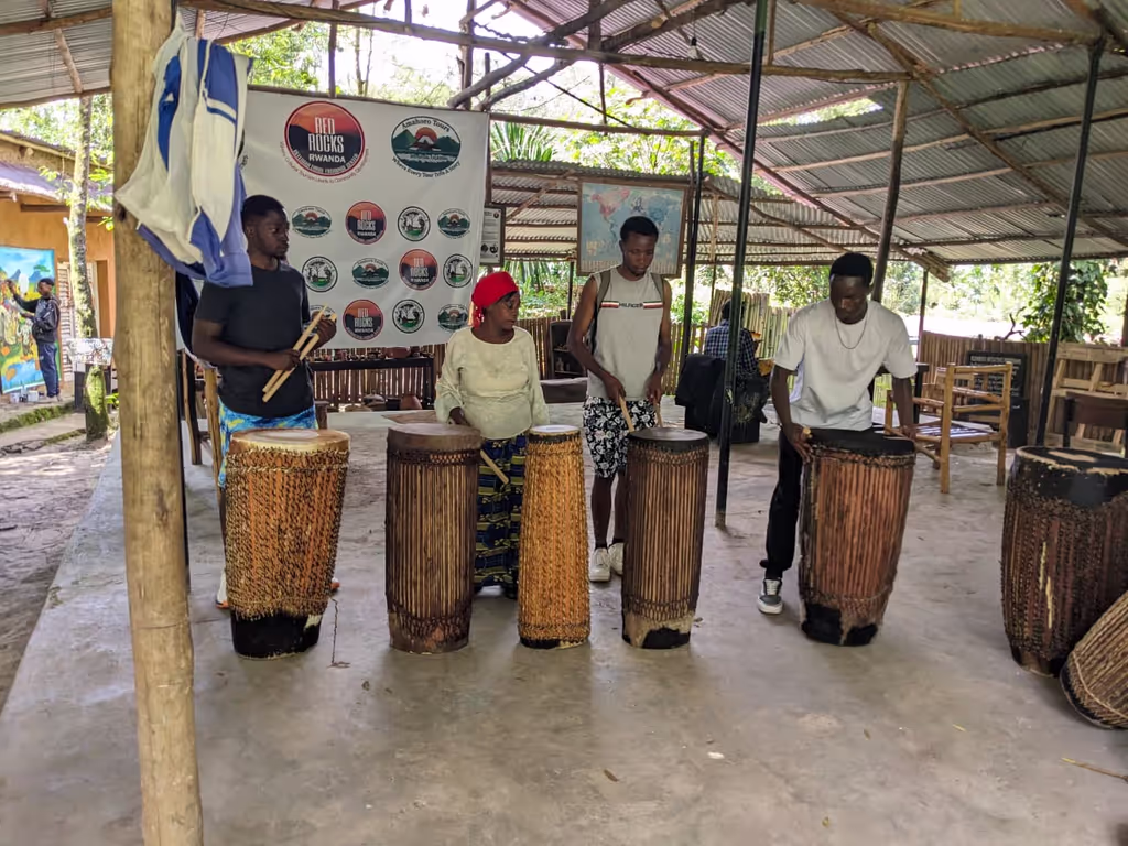 Ruhengeri Private Tour - Cultural experience with traditional drummers - showing guests Rwandan music and dance