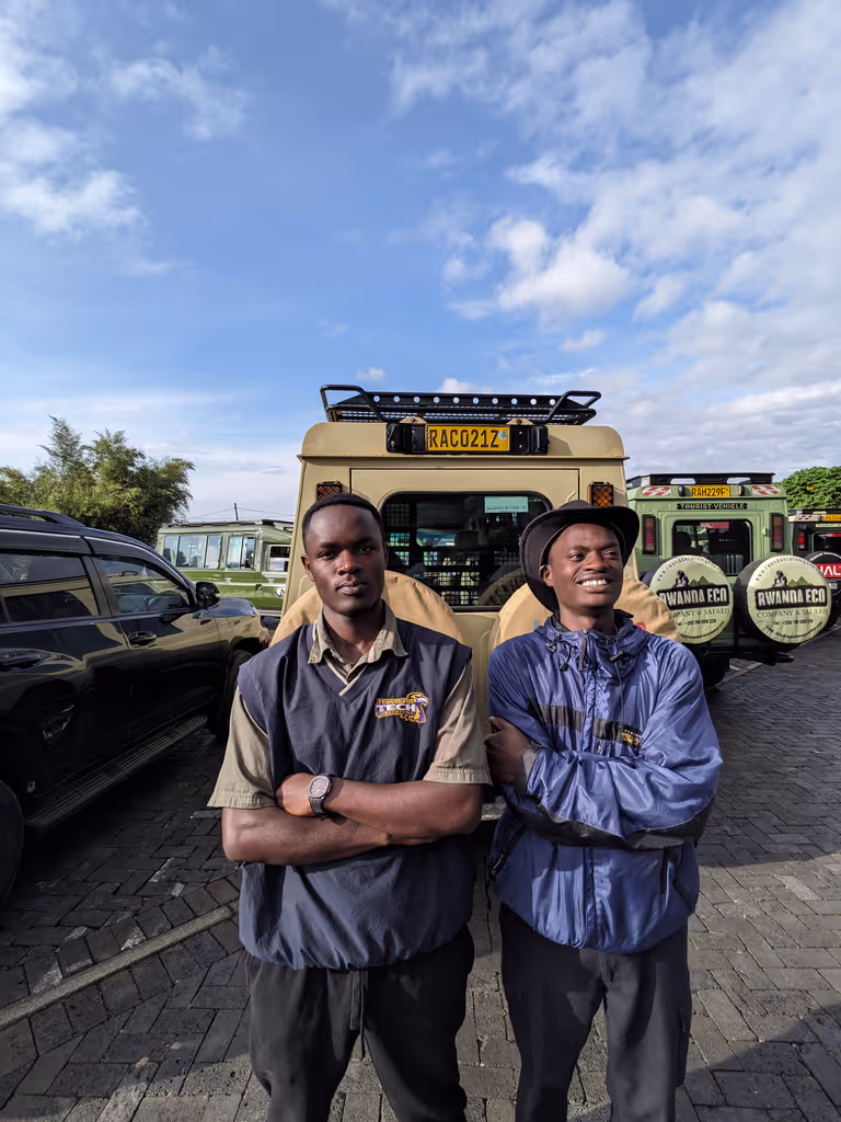 Ruhengeri Private Tour - With my guest before gorilla trekking safari - 4x4 tour in Volcanoes National Park