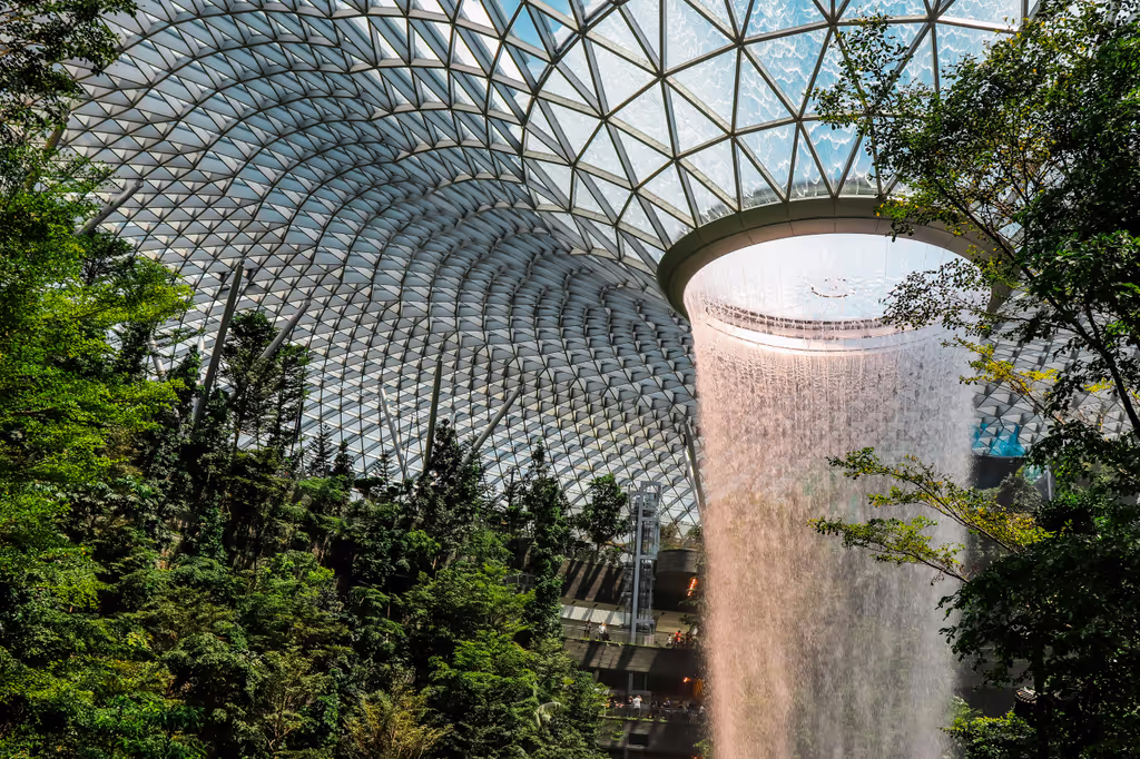 London Private Tour - Changi Airport