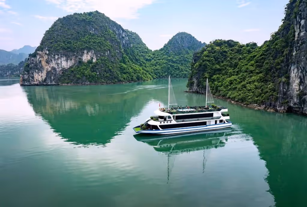 Quang Ninh Private Tour - 