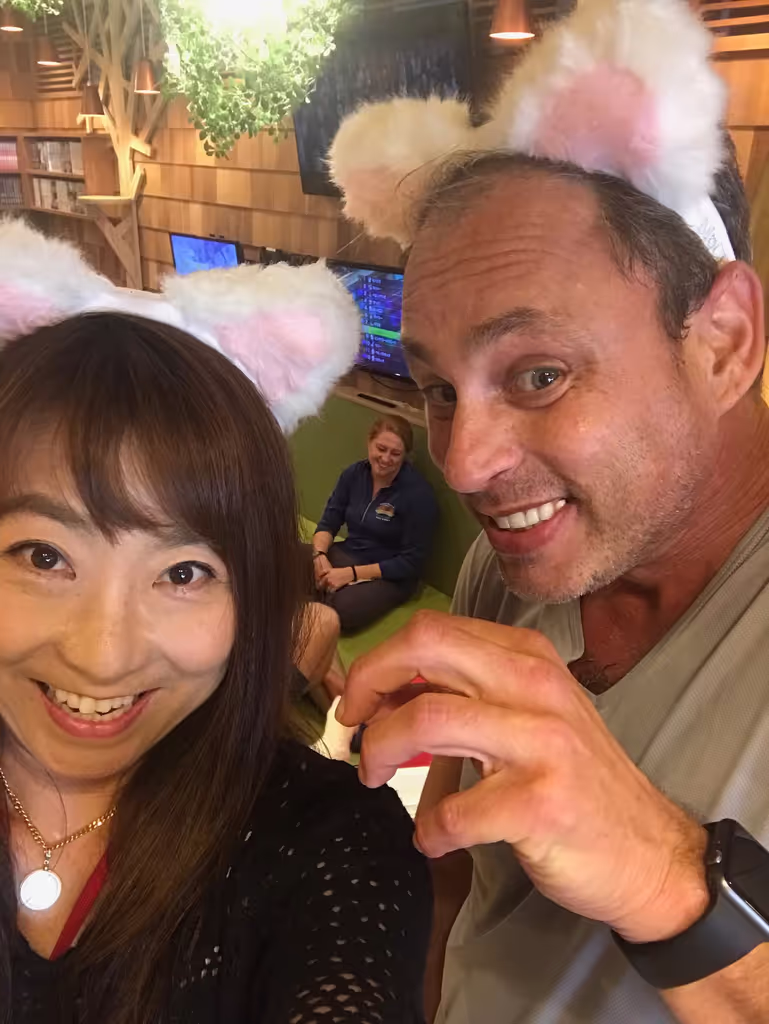 Tokyo Private Tour - Cat Cafe