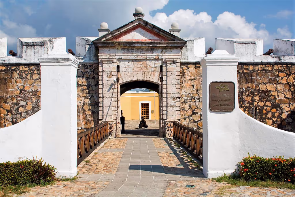 Guerrero Private Tour - San Diego Fortress Historical Museum