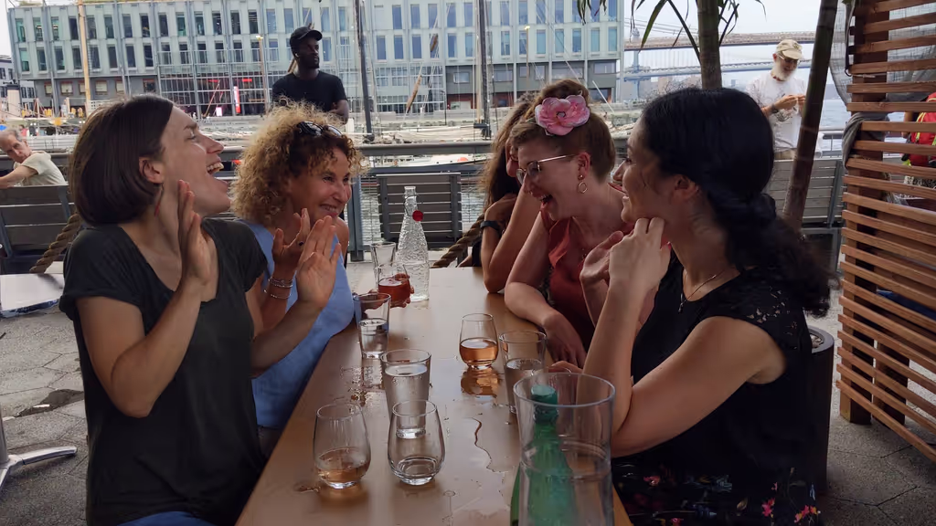 New Jersey Private Tour - Must be a fun story! With the view to Brooklyn Bridge