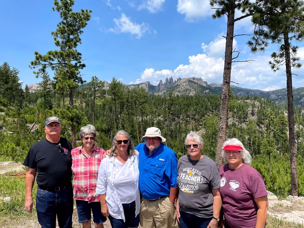 Rapid City Private Tour - Great Group at Cathedral Spires