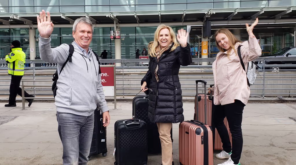 Toronto Private Tour - The Willi Family from Austria happily says good bye after two great tours and sweet memories