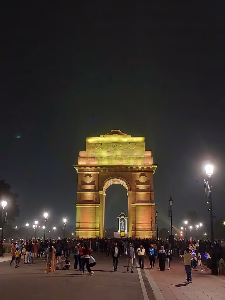 Delhi Private Tour - India Gate at night 