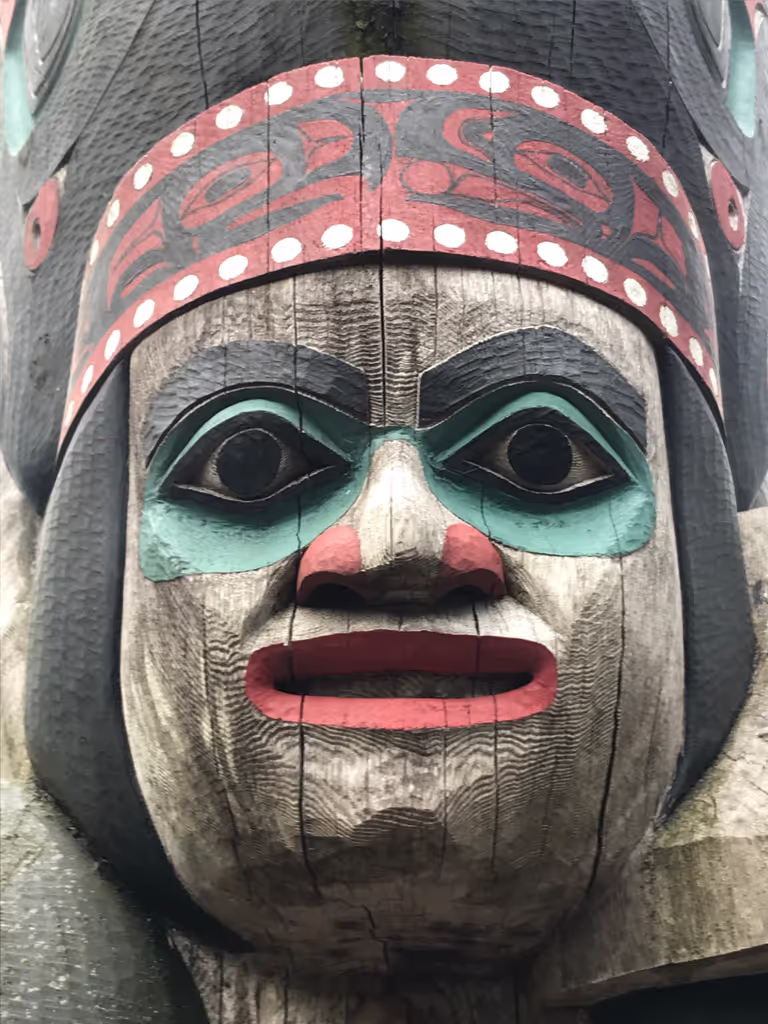 Alaska Private Tour - Native smile