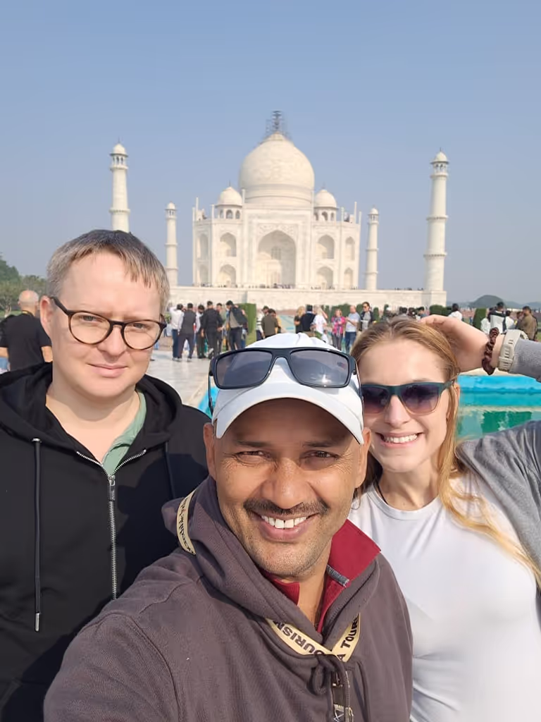 Agra Private Tour - Couple from Newzeeland at Taj Mahal