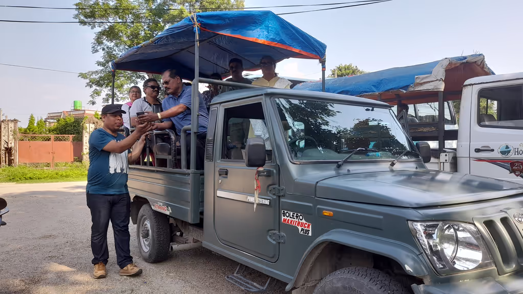 Bagmati Private Tour - Jeep drive at Chitwan National Park, Nepal 