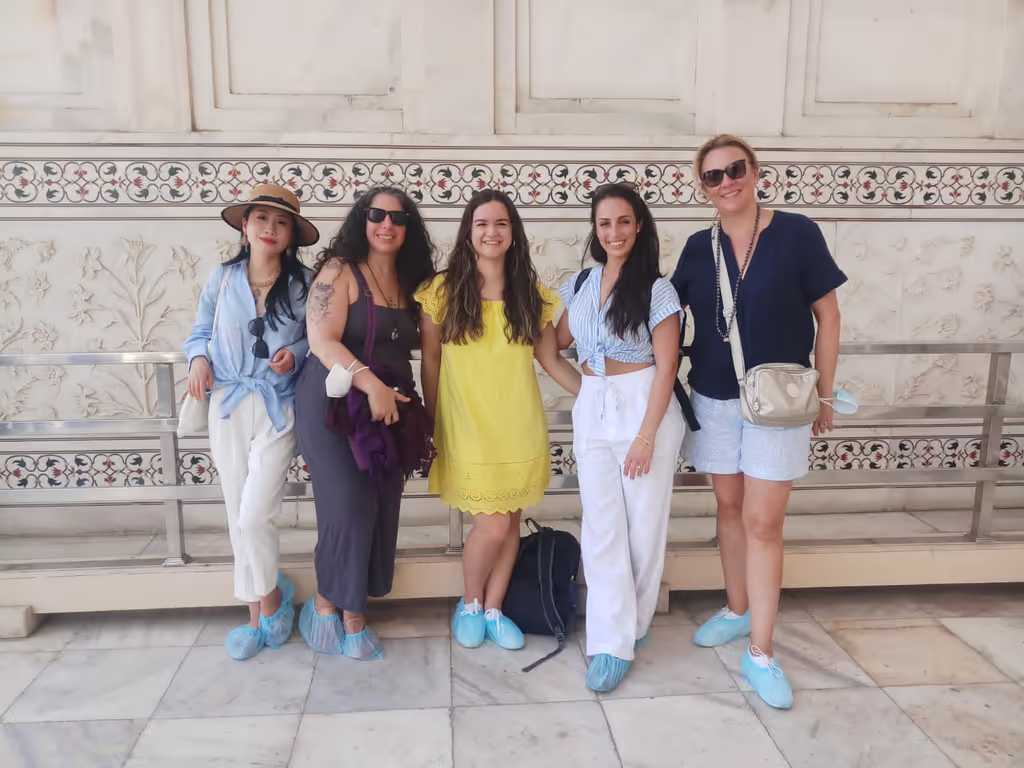 Agra Private Tour - Photo at mausoleum 