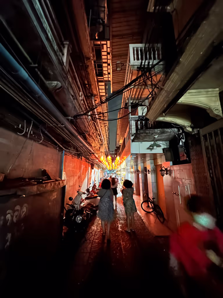 Bangkok Private Tour - alley