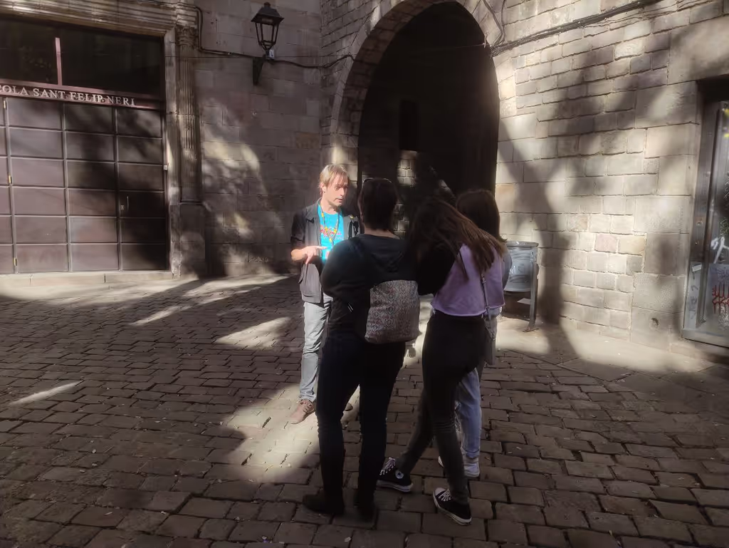 Barcelona Private Tour - Private 7 Squares of Gothic Quarter Tour