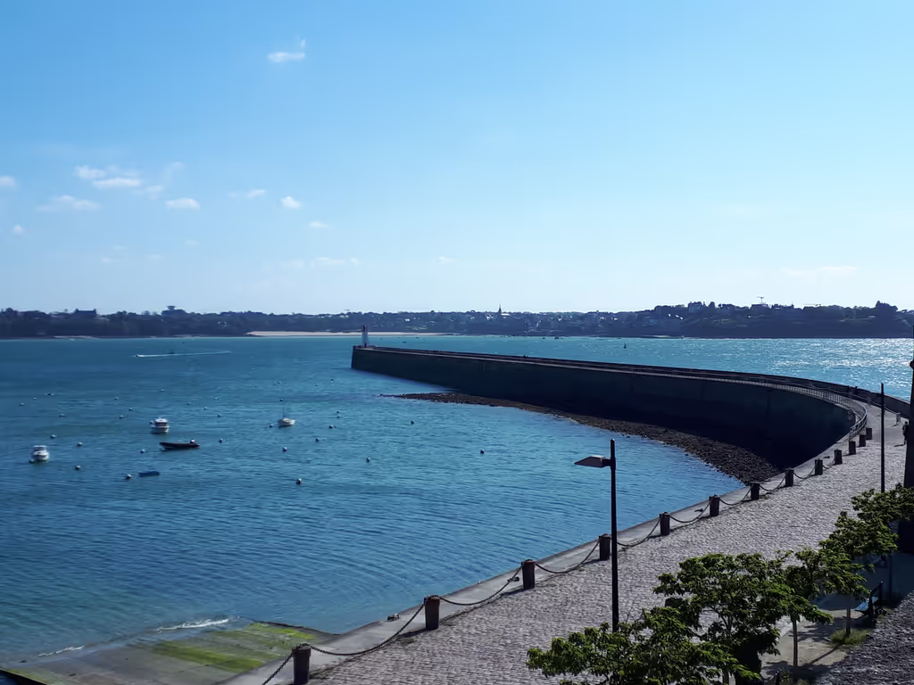 Bretagne Private Tour - tha dam