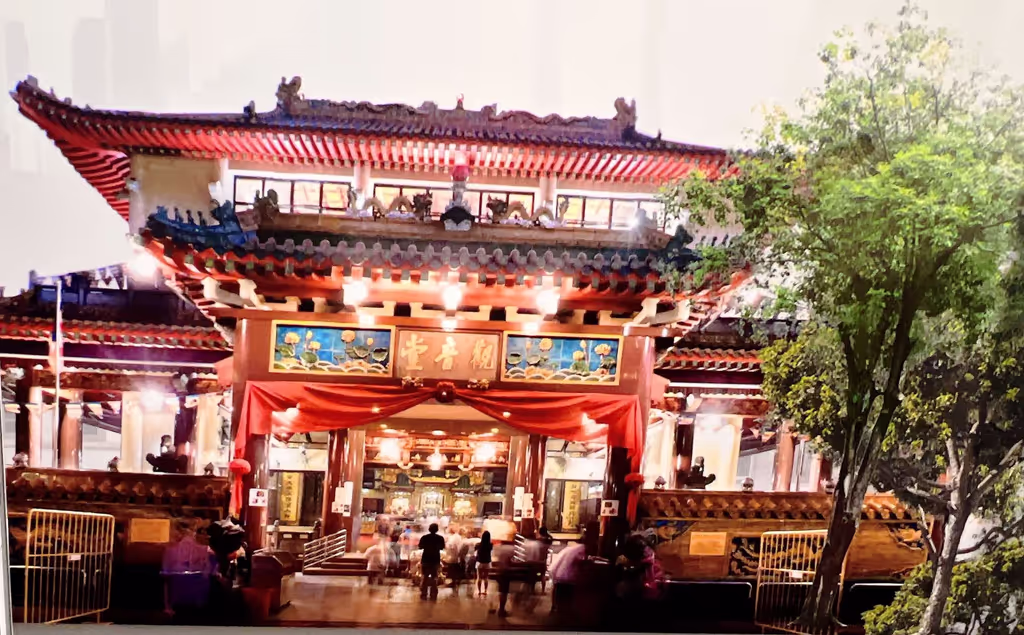 Singapore Private Tour - Kwan Im Thong Hood Cho Temple